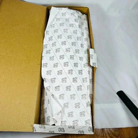 The Heritage Signature Collection Mitsuko 17” Porcelain Doll Japanese - Picture 6 of 8